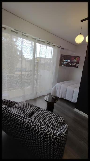 Apartamento Le P'Tit Beauce Au Coeur De Chartres Exterior foto