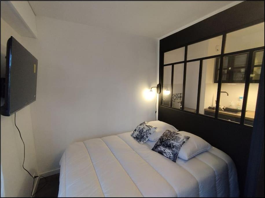 Apartamento Le P'Tit Beauce Au Coeur De Chartres Exterior foto